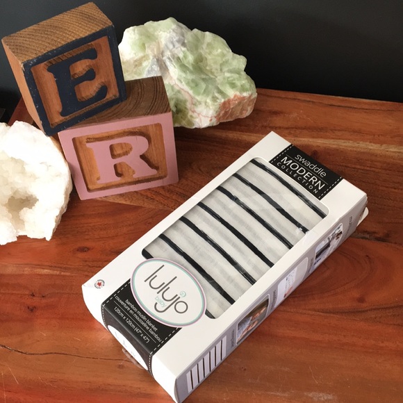 Lulujo Other - Baby Swaddle Soft Bamboo Muslin